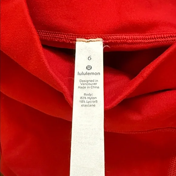Lululemon Red 20 Year anniversary Leggings MINT CONDITION size 6 - Picture 5 of 5